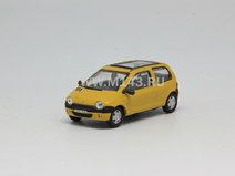 Renault Twingo (жёлтая)