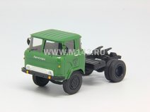 КАЗ-608 седельный тягач (зелёный)