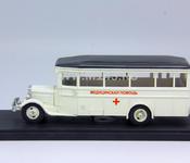 ЗИС 8 автобус медицинская помощь (белый)