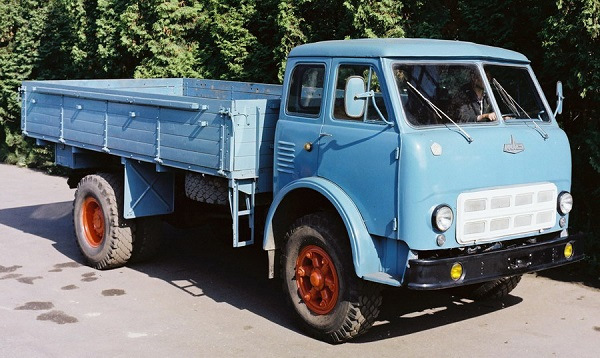 Альф / ALF МАЗ-500А бортовой (голубая кабина, серый кузов)