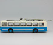 ЗИУ 5 (бело-голубой) БЕЗ КОРОБКИ