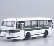 ЛАЗ-695Р бело-зеленый
