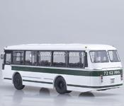 ЛАЗ-695Р бело-зеленый