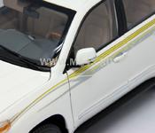 Toyota Land Cruiser 200 2012 (White)