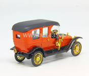 А32 Руссо-Балт Лимузин 1912 красная с фонарём